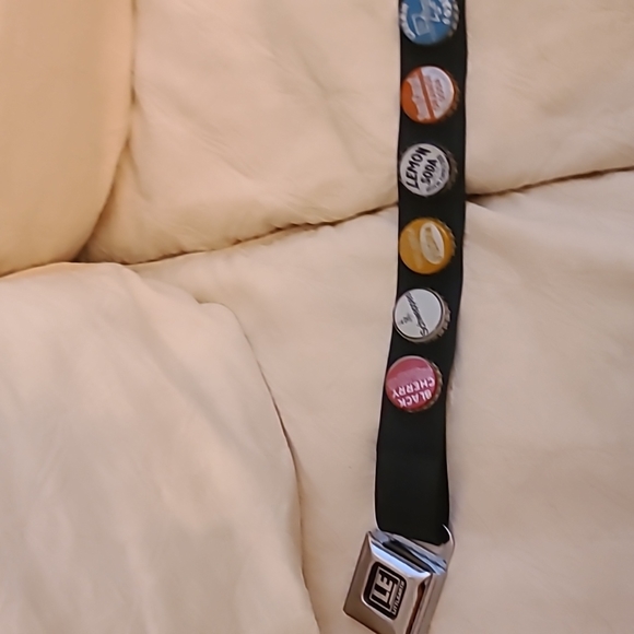 Littearth Adjustable Soda Bottle Cap  Belt. - Picture 5 of 6